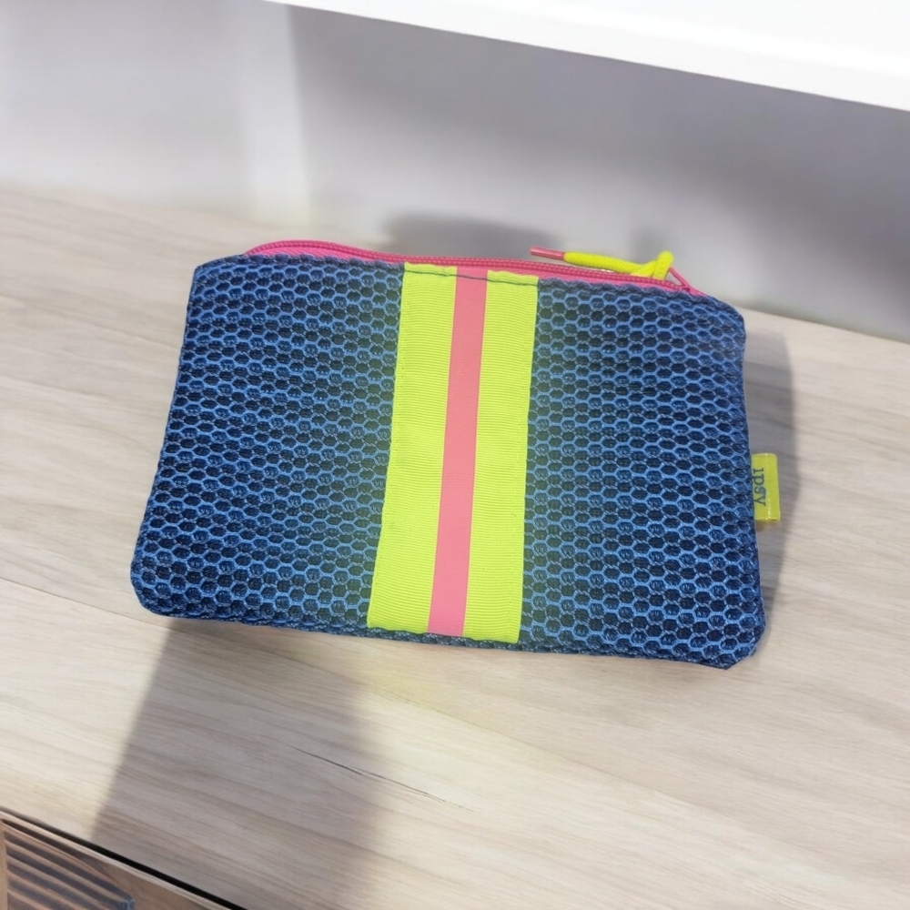 Ipsy Makeup Bag